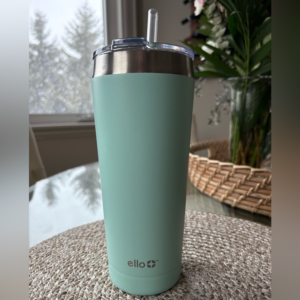 ELLO STAINLESS STEEL WATER BOTTLE